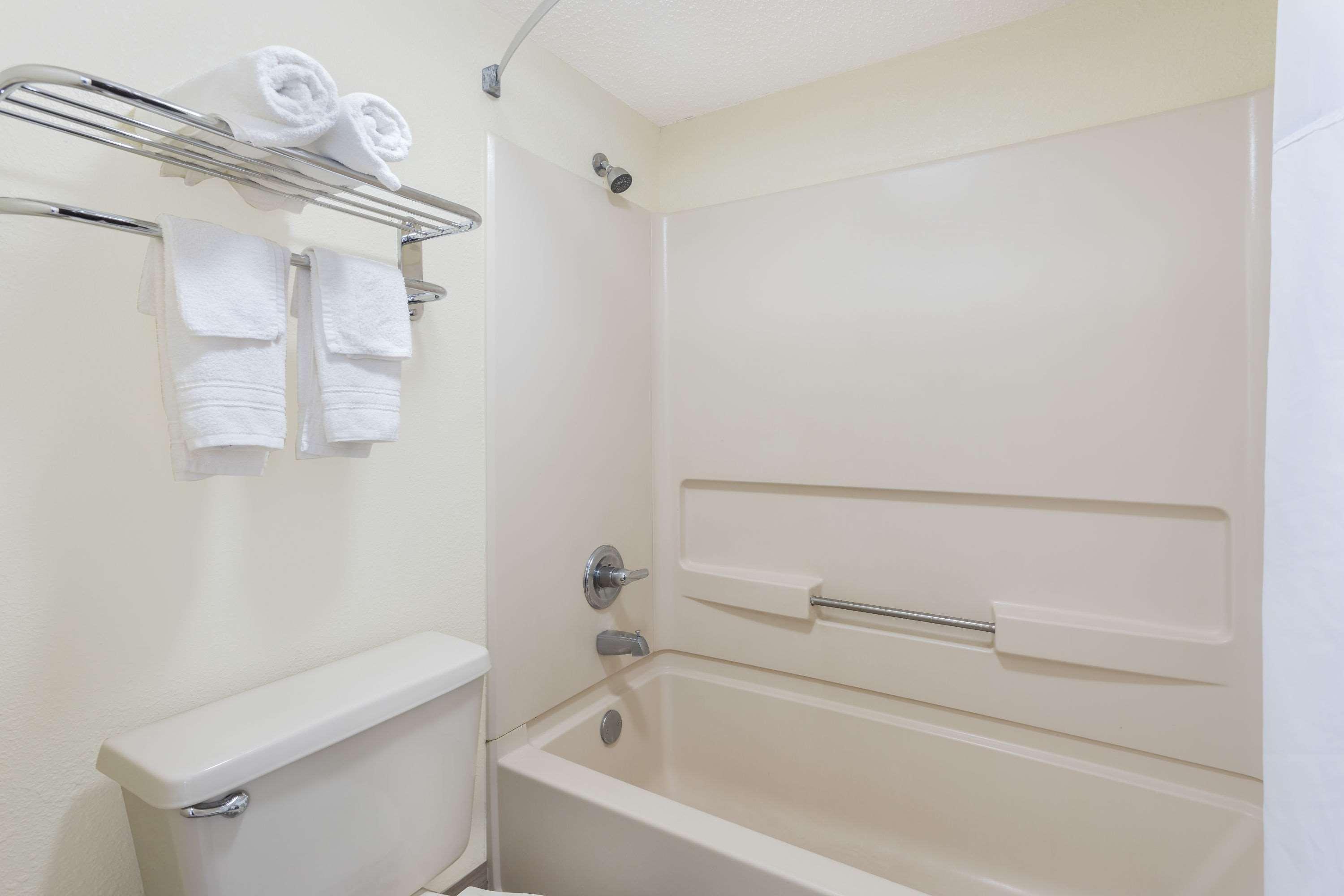 Days Inn By Wyndham Newberry South Carolina Екстериор снимка
