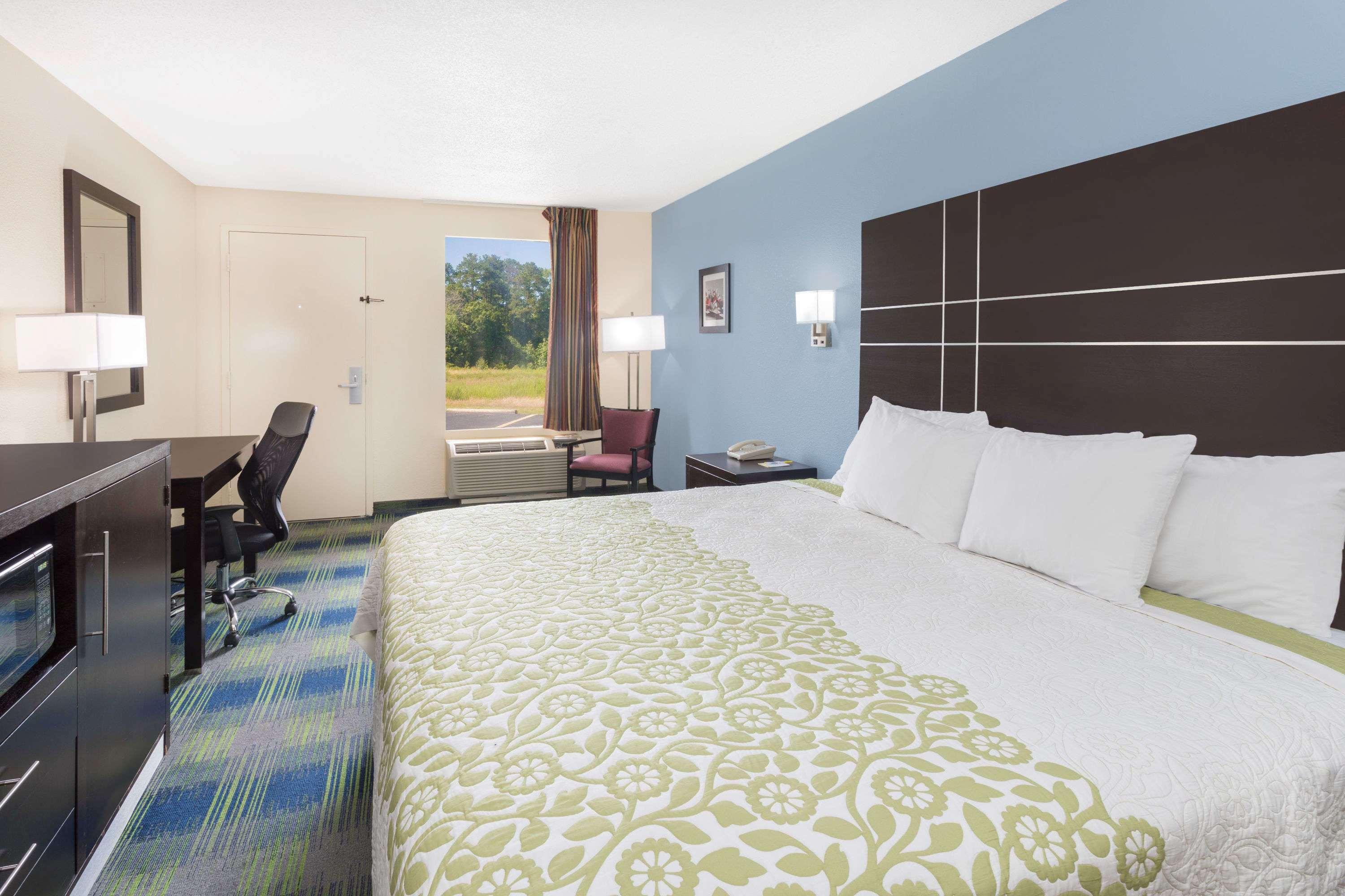 Days Inn By Wyndham Newberry South Carolina Екстериор снимка