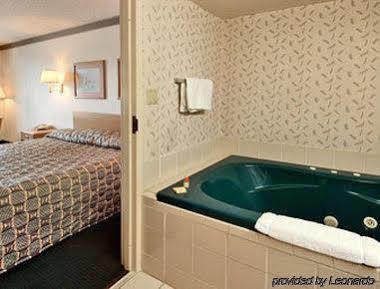 Days Inn By Wyndham Newberry South Carolina Екстериор снимка